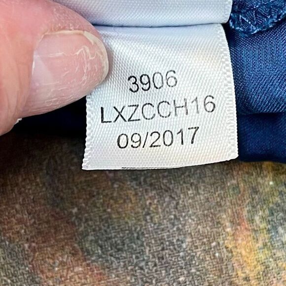 Aeropostale Blue Long Sleeve Blouse Tie Bottom M - Picture 10 of 10